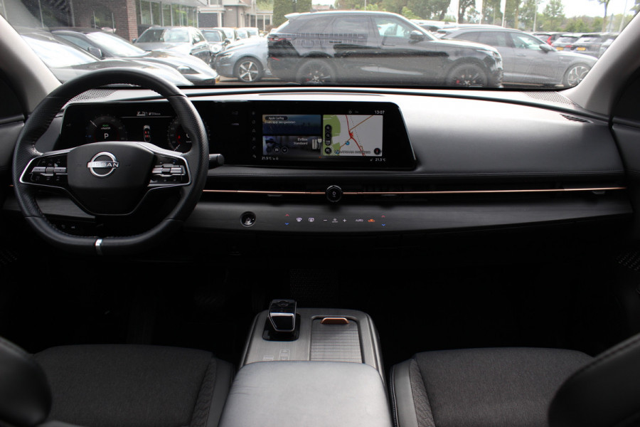 Nissan ARIYA Advance 66 kWh / SoH 97,4% / Trekhaak / 360Camera / Keyless / Sfeerverlichting / 19'' / CarPlay / Stoel+Stuurverwarming / Dodehoek / DAB / ACC