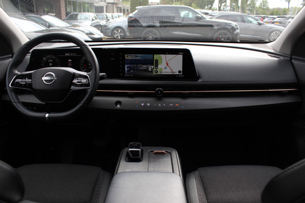 Nissan ARIYA Advance 66 kWh / SoH 97,4% / Trekhaak / 360Camera / Keyless / Sfeerverlichting / 19'' / CarPlay / Stoel+Stuurverwarming / Dodehoek / DAB / ACC
