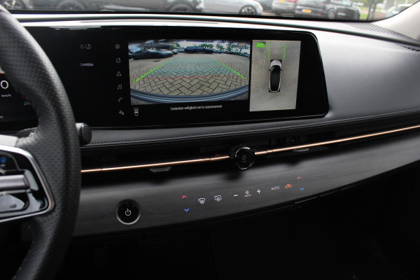 Nissan ARIYA Advance 66 kWh / SoH 97,4% / Trekhaak / 360Camera / Keyless / Sfeerverlichting / 19'' / CarPlay / Stoel+Stuurverwarming / Dodehoek / DAB / ACC