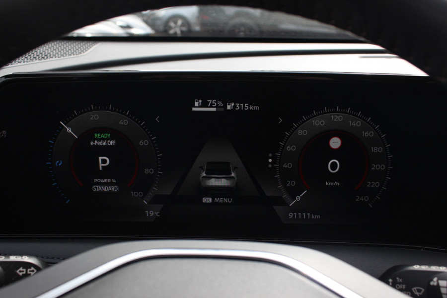Nissan ARIYA Advance 66 kWh / SoH 97,4% / Trekhaak / 360Camera / Keyless / Sfeerverlichting / 19'' / CarPlay / Stoel+Stuurverwarming / Dodehoek / DAB / ACC