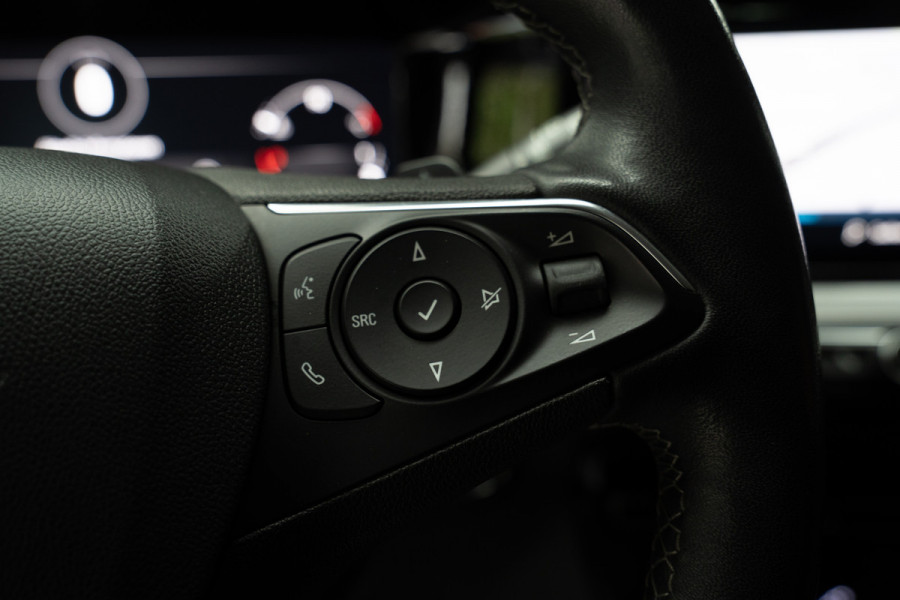 Opel Mokka 1.2 Turbo Leer Navi PDC Camera Climate Carplay Cruise LM velgen Nieuw! BTW auto!