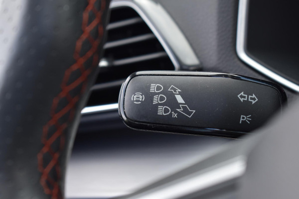 Seat Tarraco 1.4 TSI e-Hybrid PHEV FR Business Pano Keyless 360C Trekhaak