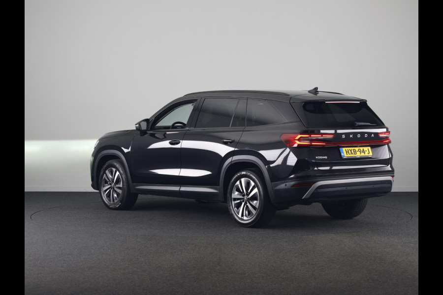 Škoda Kodiaq Business Edition m-HEV 1.5 TSI 150pk 7 versn. DSG | Trekhaak | Comfort Pakket | Dynamic Chassis Control | Winter Pakket | Parkeer pakket | 18 inch lichtmetalen velgen | Ligh & View