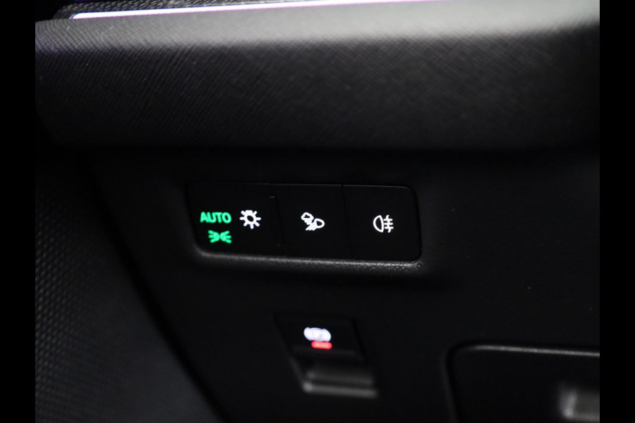 Škoda Kodiaq Business Edition m-HEV 1.5 TSI 150pk 7 versn. DSG | Trekhaak | Comfort Pakket | Dynamic Chassis Control | Winter Pakket | Parkeer pakket | 18 inch lichtmetalen velgen | Ligh & View
