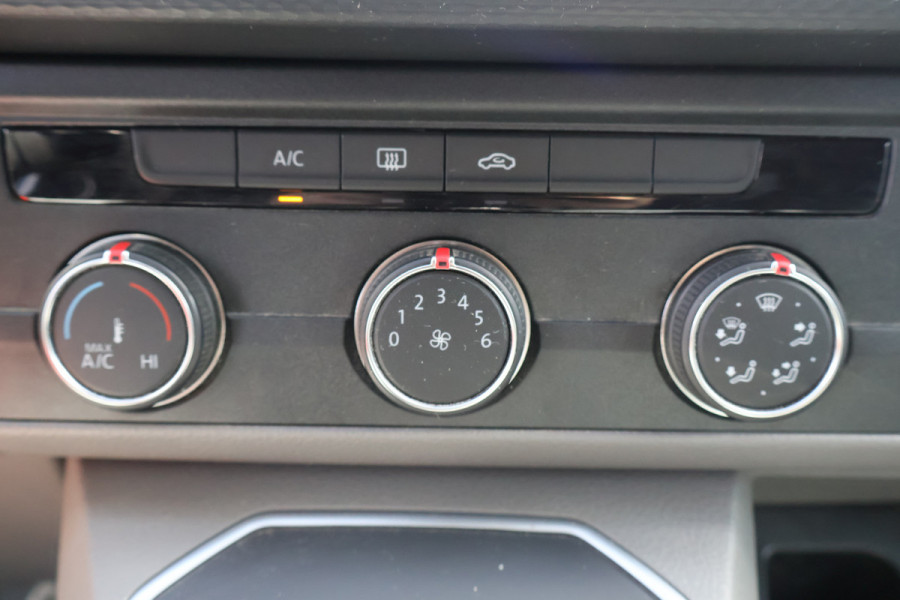 Volkswagen Transporter 2.0 TDI Bulli L1 H1 Automaat Leer Led 54dkm