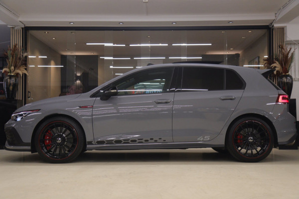 Volkswagen Golf 2.0 TSI GTI 45 JAHRE CLUBSPORT AKRA/PANO/ACC/CAM/HUD/CARPLAY/IQ/VOLL