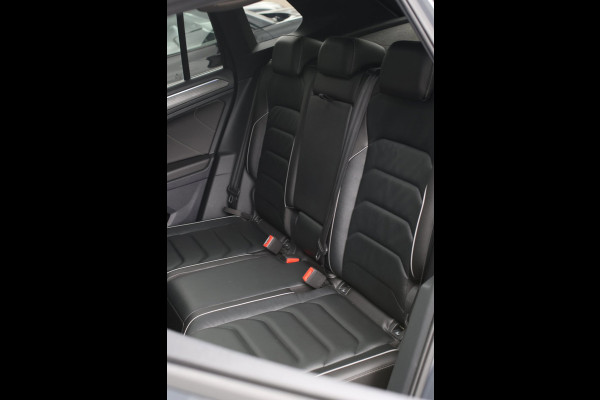 Volkswagen Tiguan 1.5 TSI R-Line *Pano*Leder*360 Camera*DCC*Trekhaak*