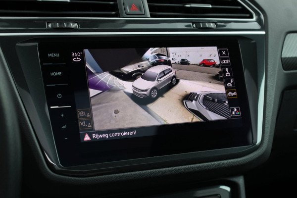 Volkswagen Tiguan 1.5 TSI R-Line *Pano*Leder*360 Camera*DCC*Trekhaak*