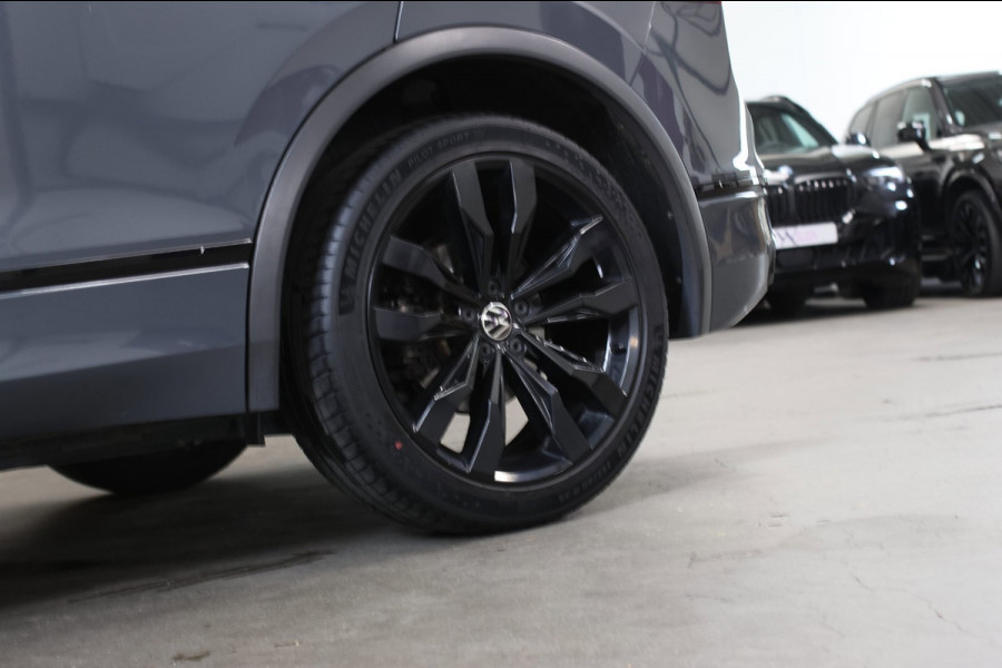 Volkswagen Tiguan 1.5 TSI R-Line *Pano*Leder*360 Camera*DCC*Trekhaak*