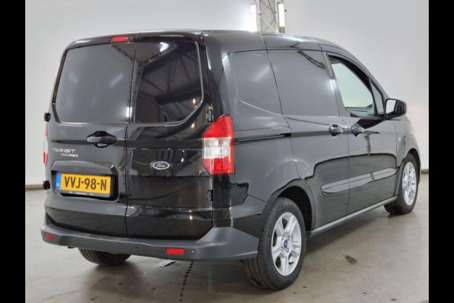 Ford Transit Courier 1.5 TDCI Limited Duratorq S&S 100pk | Navigatie | Camera | Cruise control | Lichtmetalen velgen | Stoelverwarming | Reservewiel