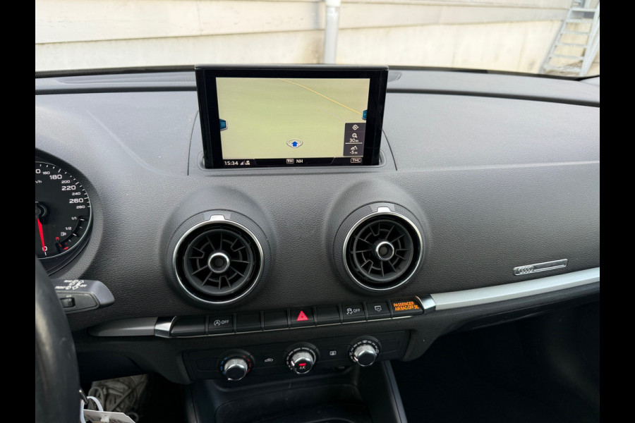 Audi A3 Sportback 1.0 TFSI / APK / Navigatie / Garantie / Led - Xenon / Inruil Mogelijk /