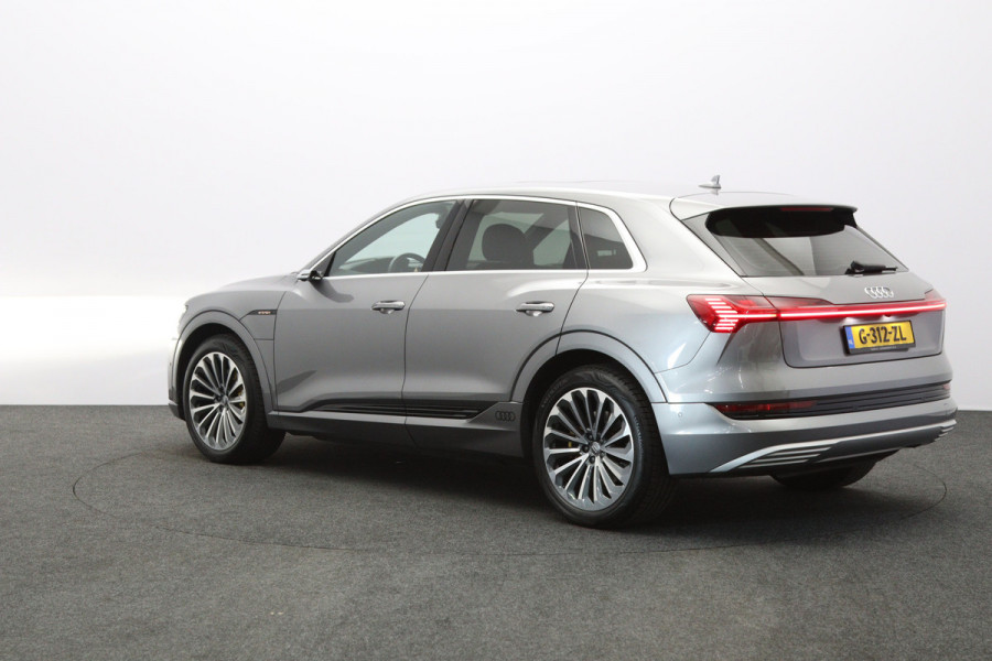 Audi e-tron e-tron 55 Quattro Advanced 95 kWh 408 PK, SOH 90 %, Panoramadak, Leder, S-Line Int, B&O Sound, 360 Camera