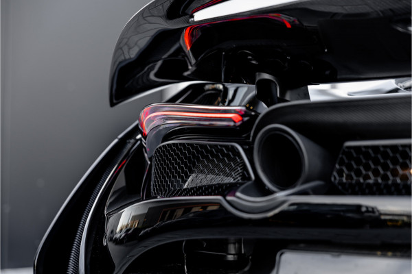 McLaren 720S Spider - N-Largo 1 of 15 4.0 V8