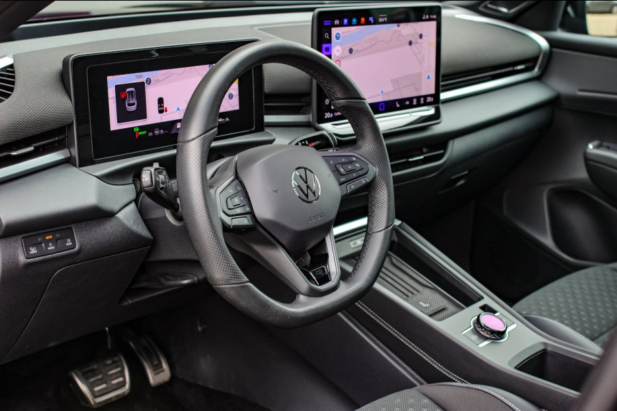 Volkswagen T-Roc 1.5 eTsi R-Line *Pano*H/K*Head-Up*360 Camera*Trekhaak*