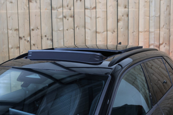 Volkswagen T-Roc 1.5 eTsi R-Line *Pano*H/K*Head-Up*360 Camera*Trekhaak*