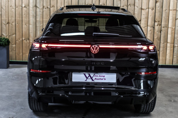 Volkswagen T-Roc 1.5 eTsi R-Line *Pano*H/K*Head-Up*360 Camera*Trekhaak*