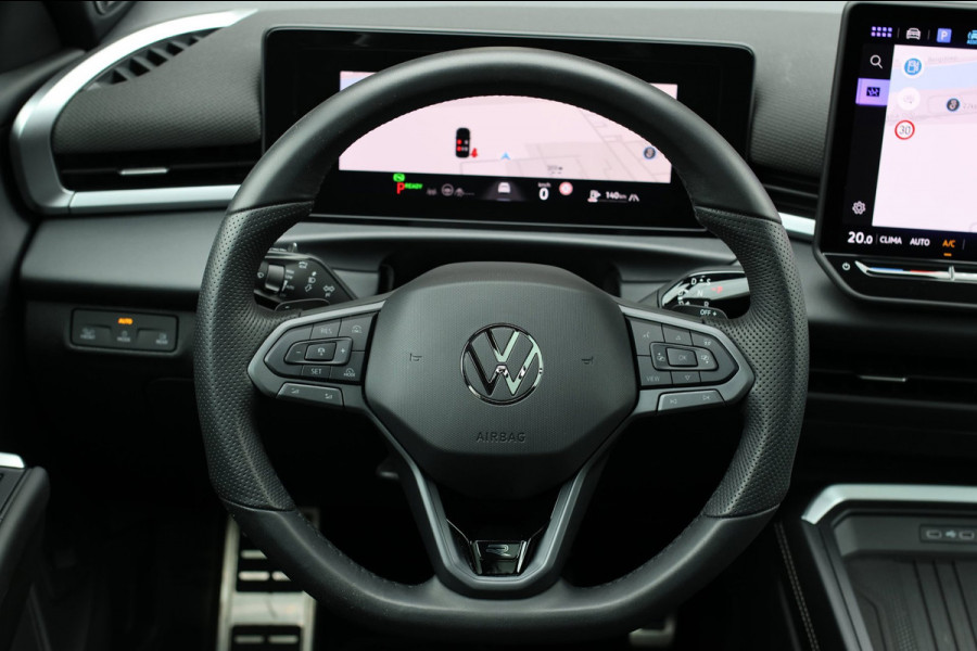 Volkswagen T-Roc 1.5 eTsi R-Line *Pano*H/K*Head-Up*360 Camera*Trekhaak*
