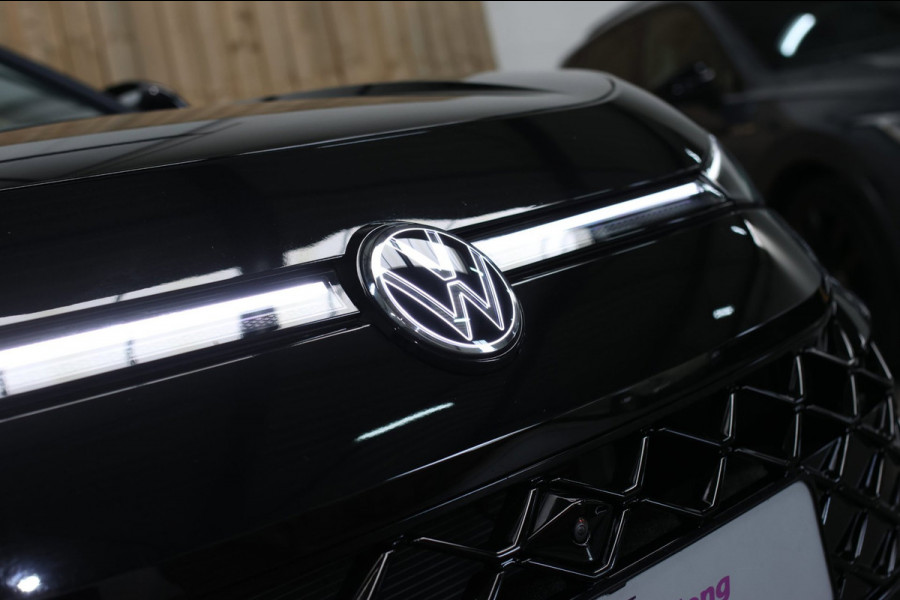 Volkswagen T-Roc 1.5 eTsi R-Line *Pano*H/K*Head-Up*360 Camera*Trekhaak*