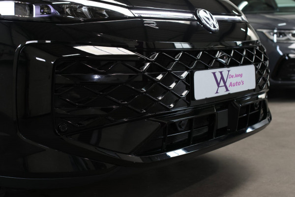 Volkswagen T-Roc 1.5 eTsi R-Line *Pano*H/K*Head-Up*360 Camera*Trekhaak*