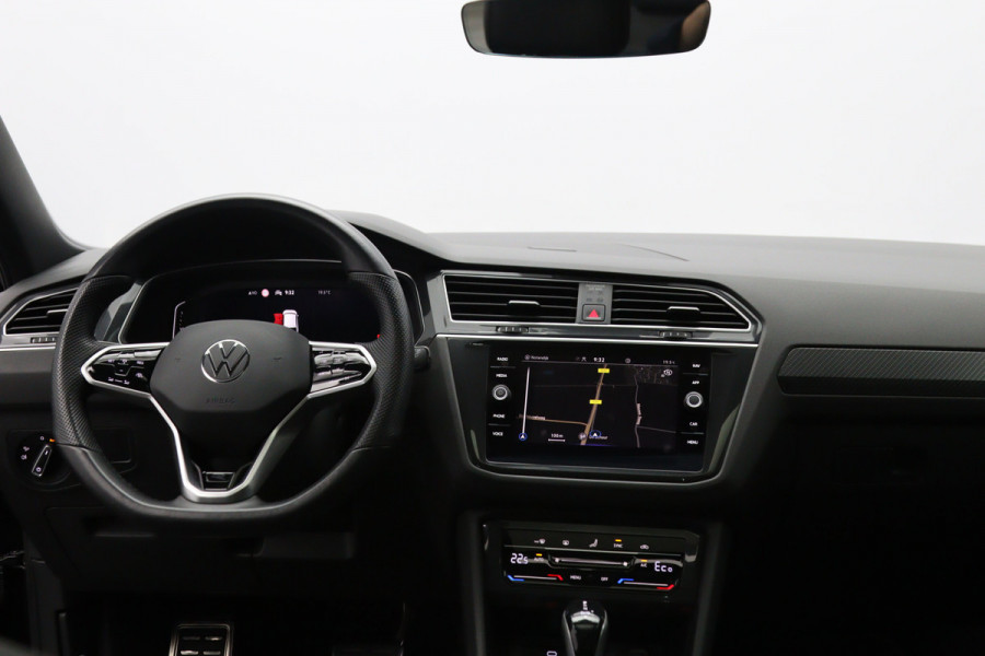 Volkswagen Tiguan 1.4 TSI eHybrid 245 R-Line Business+ PHEV, Panoramadak, Adap. Cruise Control, carplay, Sfeervelichting