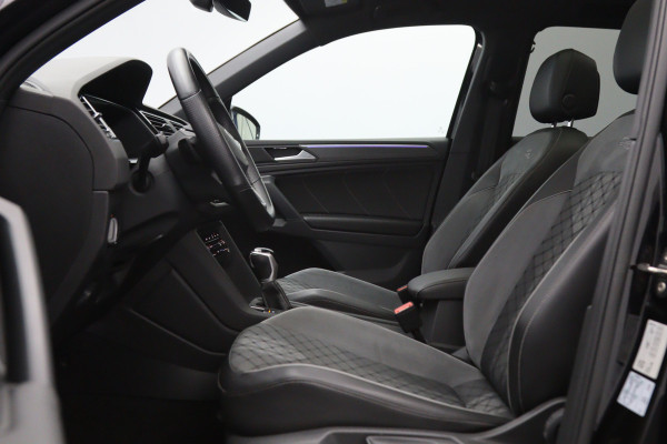 Volkswagen Tiguan 1.4 TSI eHybrid 245 R-Line Business+ PHEV, Panoramadak, Adap. Cruise Control, carplay, Sfeervelichting