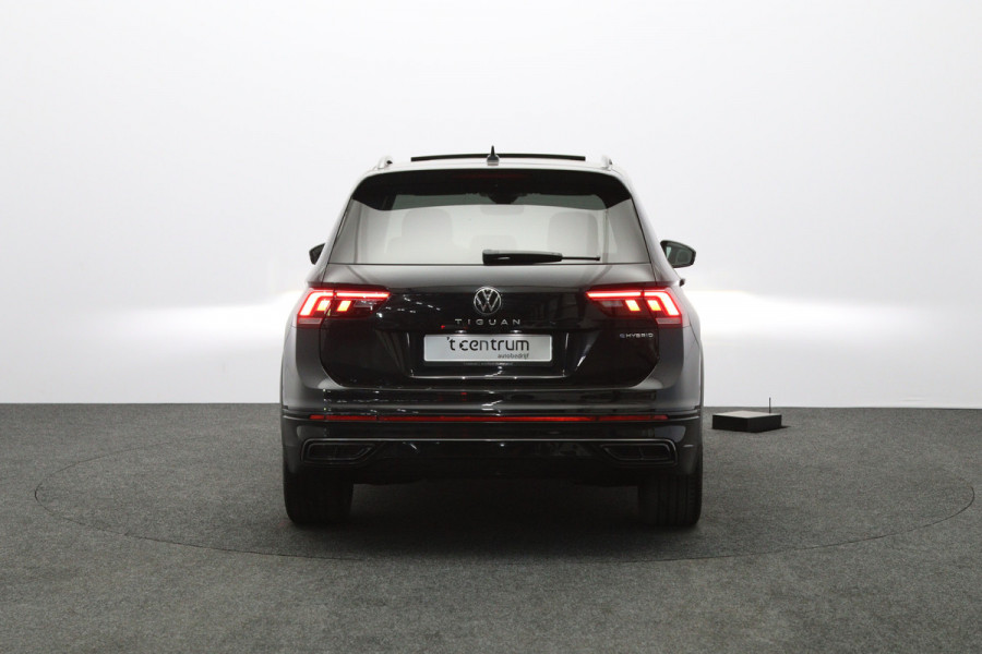 Volkswagen Tiguan 1.4 TSI eHybrid 245 R-Line Business+ PHEV, Panoramadak, Adap. Cruise Control, carplay, Sfeervelichting