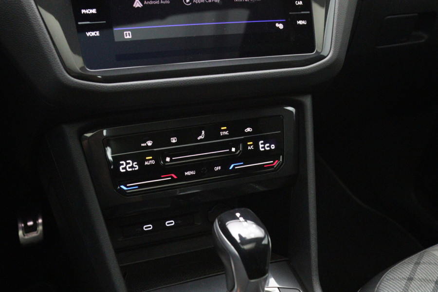 Volkswagen Tiguan 1.4 TSI eHybrid 245 R-Line Business+ PHEV, Panoramadak, Adap. Cruise Control, carplay, Sfeervelichting
