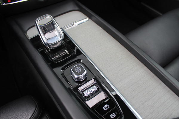 Volvo V60 2.0 B3 Inscription | Panoramadak | Trekhaak | Leder | BLIS | Navigatie