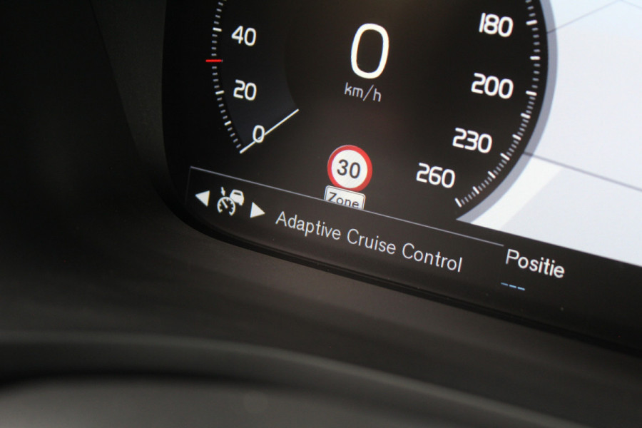 Volvo V60 2.0 B3 Inscription | Panoramadak | Trekhaak | Leder | BLIS | Navigatie