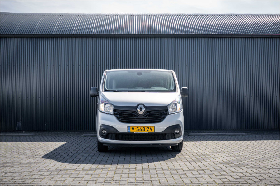 Renault Trafic 1.6 dCi 125PK L2H1 | DC 5-Zits | Camera | Cruise | Airco | Trekhaak