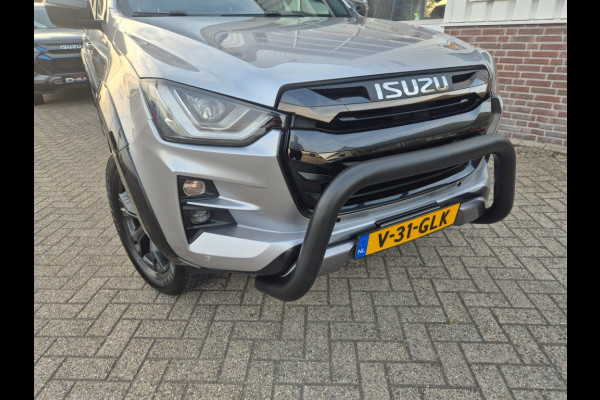 Isuzu D-max Dubbel Cab V-Cross 4WD AT XL 5 persoons Container zomer + winterset 3,5 T trekgewicht