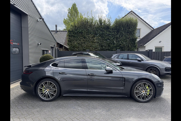 Porsche Panamera 2.9 4 E-Hybrid Sport Chrono | Panoramadak | Camera | Sportuitlaat | Stoelverwarming |