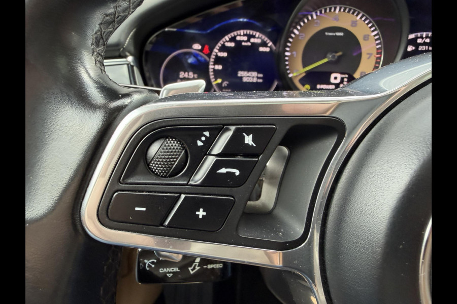 Porsche Panamera 2.9 4 E-Hybrid Sport Chrono | Panoramadak | Camera | Sportuitlaat | Stoelverwarming |