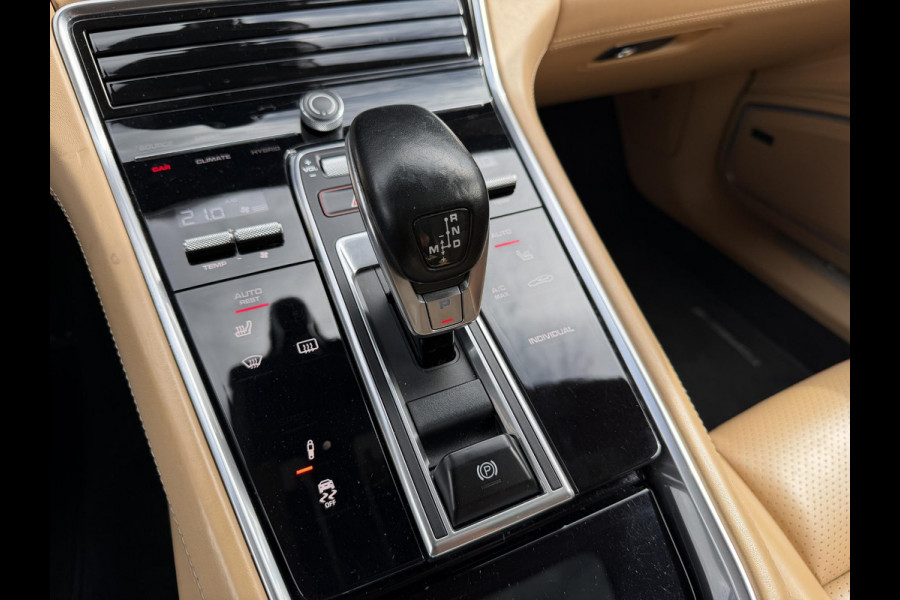 Porsche Panamera 2.9 4 E-Hybrid Sport Chrono | Panoramadak | Camera | Sportuitlaat | Stoelverwarming |