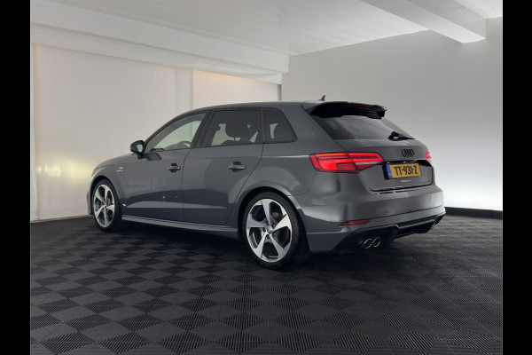 Audi A3 Sportback 1.5 TFSI CoD Sport S-Line Edition Black Optic Package Aut. *LEATHER-FABRIC | FULL-LED | SPORTSEATS | NAVI-FULLMAP | PRIVACY-GLASS | ECC | PDC | CRUISE | 18''ALU*