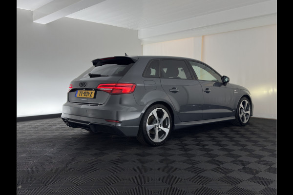 Audi A3 Sportback 1.5 TFSI CoD Sport S-Line Edition Black Optic Package Aut. *LEATHER-FABRIC | FULL-LED | SPORTSEATS | NAVI-FULLMAP | PRIVACY-GLASS | ECC | PDC | CRUISE | 18''ALU*