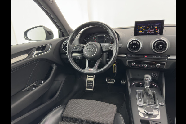 Audi A3 Sportback 1.5 TFSI CoD Sport S-Line Edition Black Optic Package Aut. *LEATHER-FABRIC | FULL-LED | SPORTSEATS | NAVI-FULLMAP | PRIVACY-GLASS | ECC | PDC | CRUISE | 18''ALU*