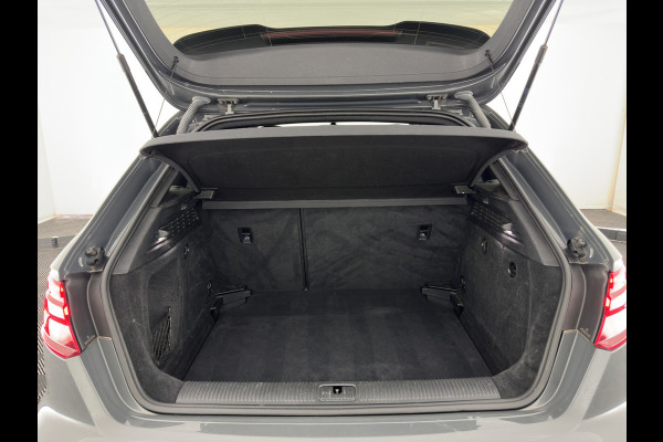 Audi A3 Sportback 1.5 TFSI CoD Sport S-Line Edition Black Optic Package Aut. *LEATHER-FABRIC | FULL-LED | SPORTSEATS | NAVI-FULLMAP | PRIVACY-GLASS | ECC | PDC | CRUISE | 18''ALU*