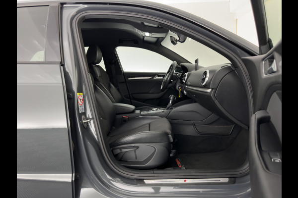 Audi A3 Sportback 1.5 TFSI CoD Sport S-Line Edition Black Optic Package Aut. *LEATHER-FABRIC | FULL-LED | SPORTSEATS | NAVI-FULLMAP | PRIVACY-GLASS | ECC | PDC | CRUISE | 18''ALU*