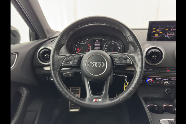 Audi A3 Sportback 1.5 TFSI CoD Sport S-Line Edition Black Optic Package Aut. *LEATHER-FABRIC | FULL-LED | SPORTSEATS | NAVI-FULLMAP | PRIVACY-GLASS | ECC | PDC | CRUISE | 18''ALU*