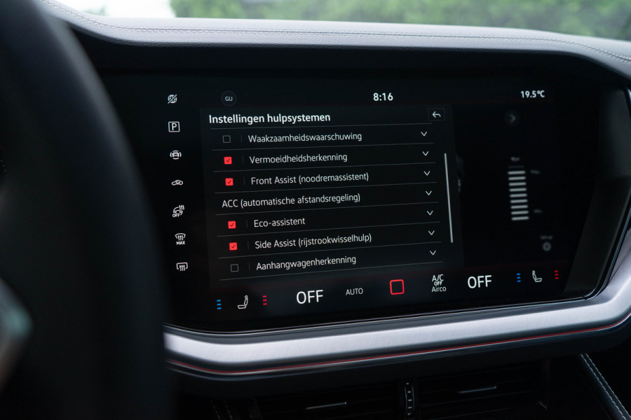Volkswagen Touareg 3.0 TSI eHybrid 4MOTION / Puglia/ Top View/ Head-Up Display/ Trekhaak/ Panoramadak/ 280kW (381PK)