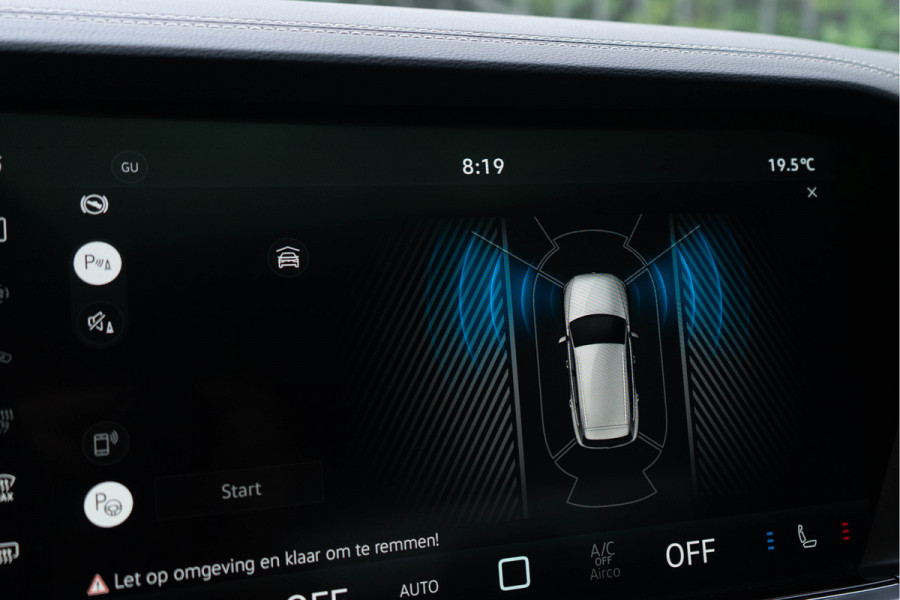 Volkswagen Touareg 3.0 TSI eHybrid 4MOTION / Puglia/ Top View/ Head-Up Display/ Trekhaak/ Panoramadak/ 280kW (381PK)
