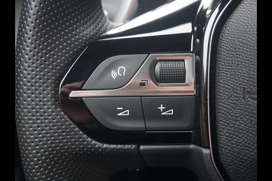 Peugeot 2008 1.2 Hybrid 145 GT Van Jaarsveld