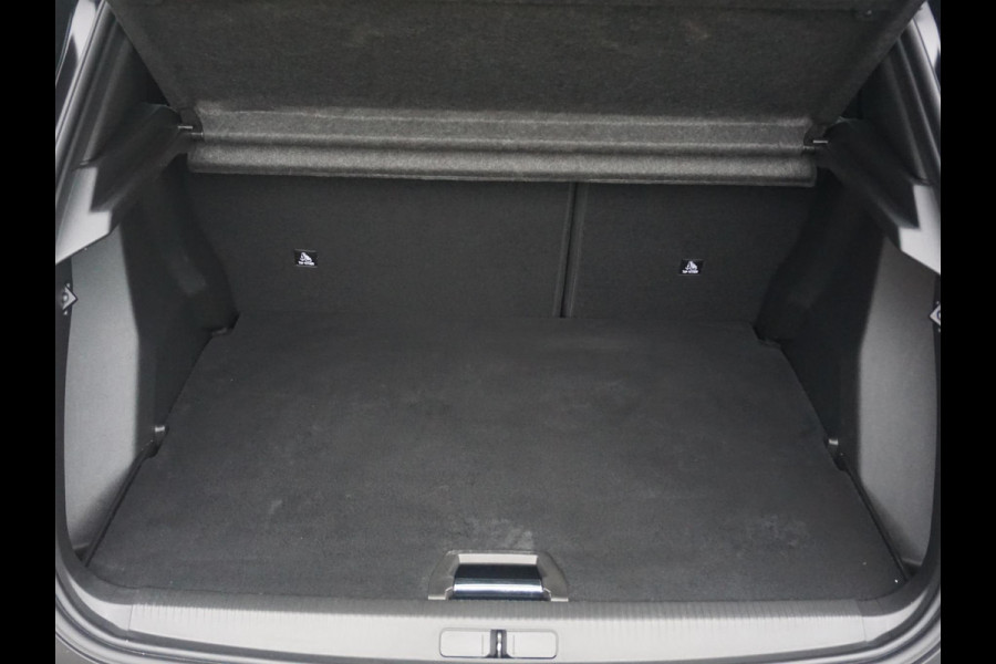 Peugeot 2008 1.2 Hybrid 145 GT Van Jaarsveld