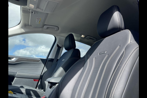 Ford Kuga 2.5 PHEV Vignale 225pk | Wegklapbare Trekhaak | Adaptieve Cruise | Head up Display | Winterpack | Full Leder