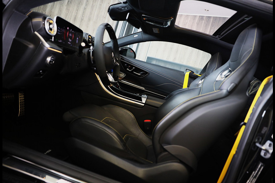 Mercedes-Benz CLE Coupé AMG 53 4MATIC+ / Performance Zetels / Carbon / Head Up / 360 Camera / Pano / Digital Light / 20 Inch
