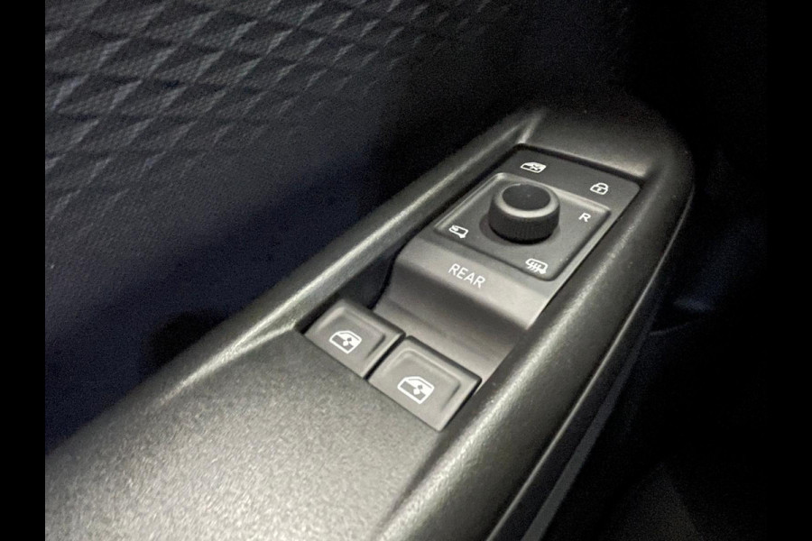 CUPRA Born Essential 63 kWh e-Boost 231pk 63kWh | 11.503 km | 19" | Keyless | LED | PDC | Wireless App-Connect