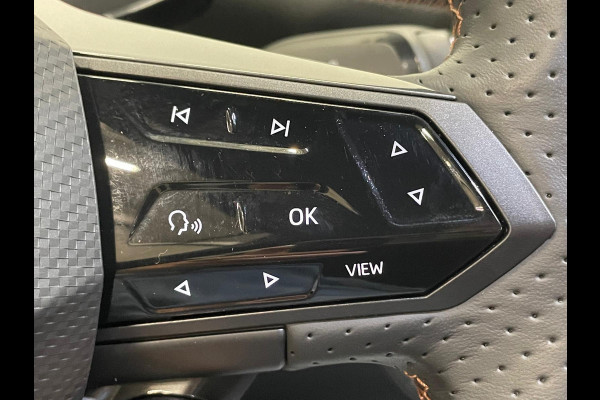 CUPRA Born Essential 63 kWh e-Boost 231pk 63kWh | 11.503 km | 19" | Keyless | LED | PDC | Wireless App-Connect