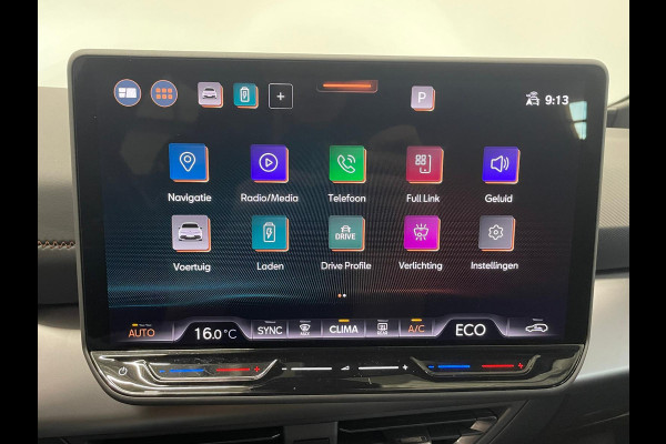 CUPRA Born Essential 63 kWh e-Boost 231pk 63kWh | 11.503 km | 19" | Keyless | LED | PDC | Wireless App-Connect