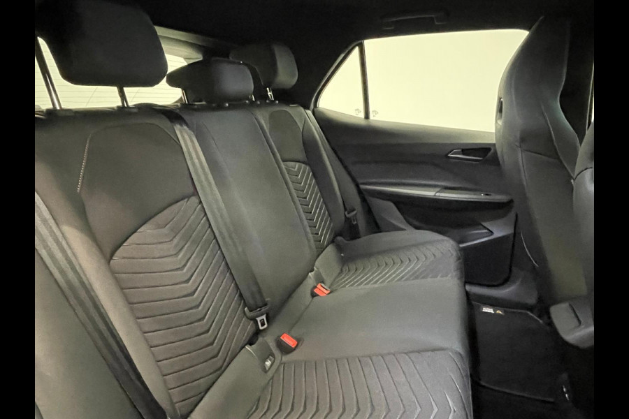 CUPRA Born Essential 63 kWh e-Boost 231pk 63kWh | 11.503 km | 19" | Keyless | LED | PDC | Wireless App-Connect